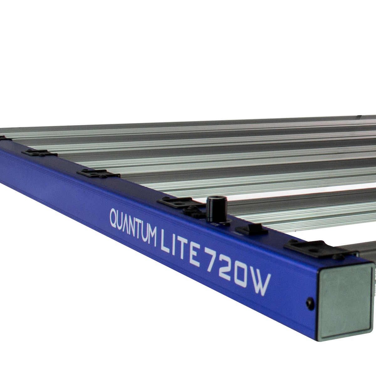 Detalle del marco y dimmer del Quantum Lite 720W