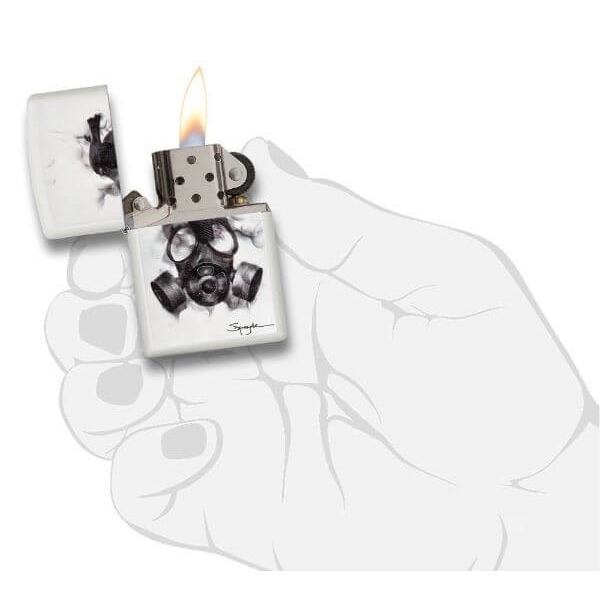Zippo Spazuk en la mano